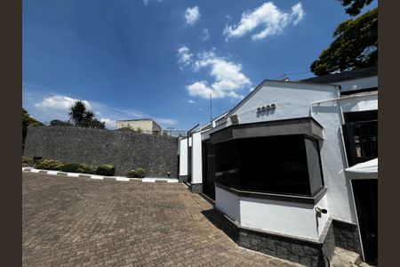 Casa à venda com 700m², 5 quartos e 6 vagasFachada