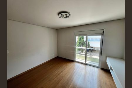 Casa à venda com 700m², 5 quartos e 6 vagas Suíte 2