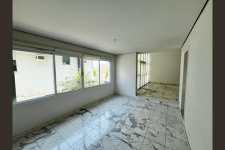 Casa à venda com 700m², 5 quartos e 6 vagasSala de Jantar