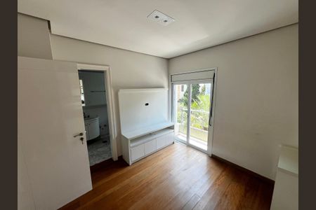 Casa à venda com 700m², 5 quartos e 6 vagas Suíte 1