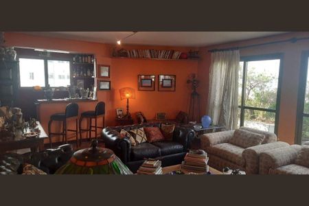 Apartamento à venda com 275m², 4 quartos e 4 vagas