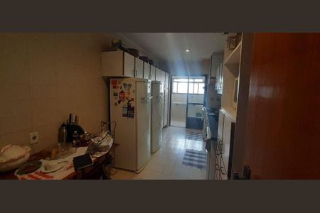 Apartamento à venda com 275m², 4 quartos e 4 vagas