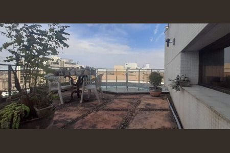 Apartamento à venda com 275m², 4 quartos e 4 vagas