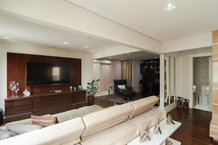 Apartamento à venda com 171m², 3 quartos e 3 vagas Apartamento à venda com 171m², 3 quartos e 3 vagasSala