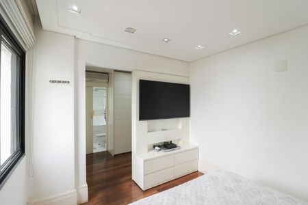 Apartamento à venda com 171m², 3 quartos e 3 vagas Apartamento à venda com 171m², 3 quartos e 3 vagasSuíte 2