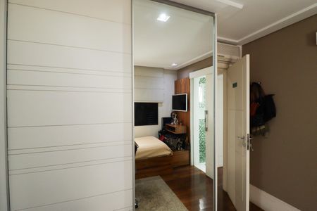 Apartamento à venda com 171m², 3 quartos e 3 vagas Apartamento à venda com 171m², 3 quartos e 3 vagasSuíte 3