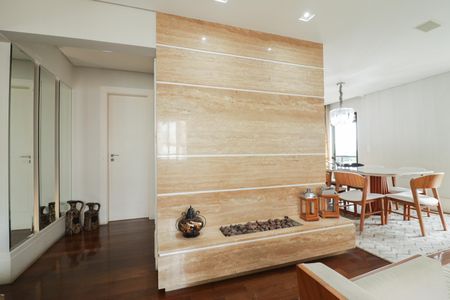 Apartamento à venda com 171m², 3 quartos e 3 vagas Apartamento à venda com 171m², 3 quartos e 3 vagasSala