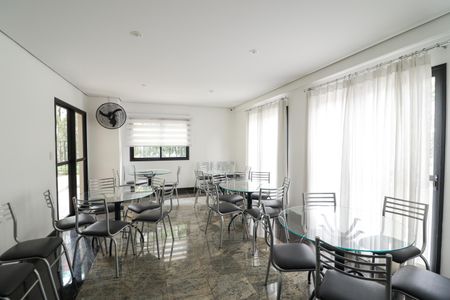 Apartamento à venda com 171m², 3 quartos e 3 vagas Apartamento à venda com 171m², 3 quartos e 3 vagasÁrea comum