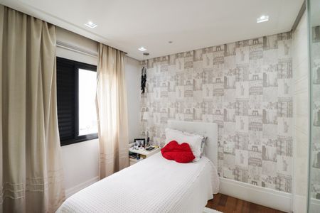 Apartamento à venda com 171m², 3 quartos e 3 vagas Apartamento à venda com 171m², 3 quartos e 3 vagasSuíte 1