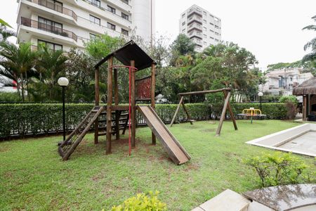 Apartamento à venda com 171m², 3 quartos e 3 vagas Apartamento à venda com 171m², 3 quartos e 3 vagasÁrea comum