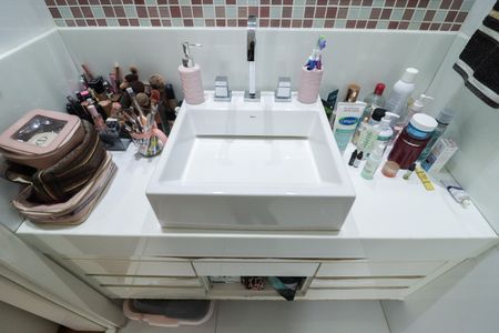 Apartamento à venda com 171m², 3 quartos e 3 vagas Apartamento à venda com 171m², 3 quartos e 3 vagasBanheiro da Suíte 1