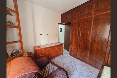 Casa à venda com 226m², 4 quartos e 2 vagas