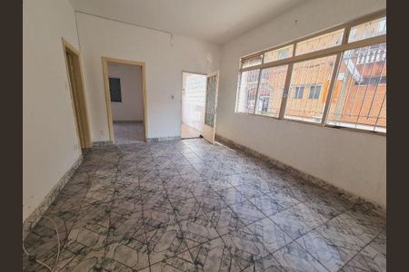 Casa à venda com 226m², 4 quartos e 2 vagas