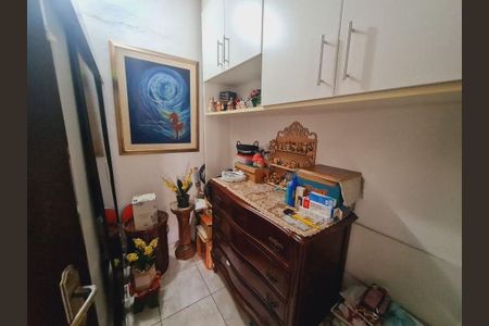 Casa à venda com 226m², 4 quartos e 2 vagas