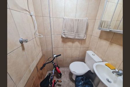 Casa à venda com 226m², 4 quartos e 2 vagas