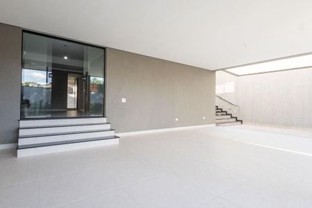 Casa à venda com 400m², 4 quartos e 4 vagas