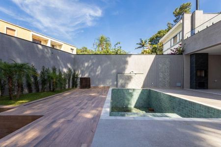 Casa à venda com 400m², 4 quartos e 4 vagas