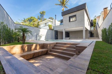 Casa à venda com 400m², 4 quartos e 4 vagas