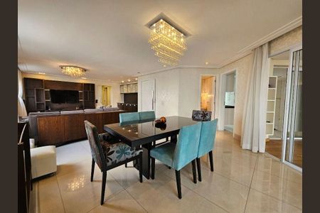 Apartamento à venda com 146m², 3 quartos e 3 vagas