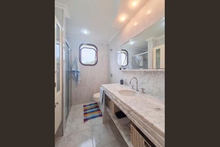 Apartamento para alugar com 156m², 3 quartos e 3 vagasBanheiro