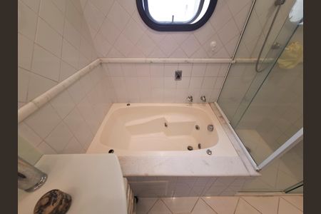 Apartamento para alugar com 156m², 3 quartos e 3 vagasBanheiro Suíte