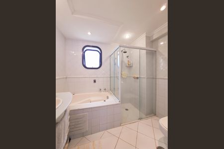 Apartamento para alugar com 156m², 3 quartos e 3 vagasBanheiro Suíte