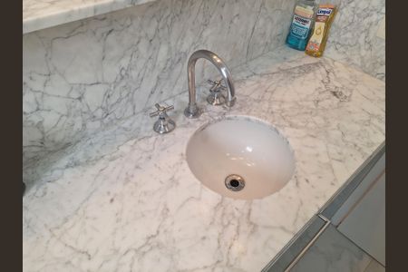 Apartamento para alugar com 156m², 3 quartos e 3 vagasBanheiro