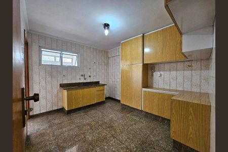 Apartamento à venda com 72m², 2 quartos e 1 vaga