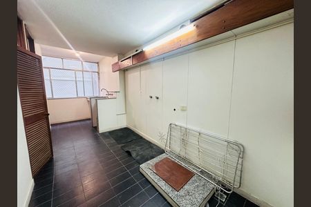 Apartamento à venda com 200m², 4 quartos e 1 vaga Apartamento à venda com 200m², 4 quartos e 1 vagaCozinha