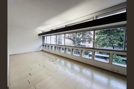 Apartamento à venda com 200m², 4 quartos e 1 vaga Apartamento à venda com 200m², 4 quartos e 1 vagaSala
