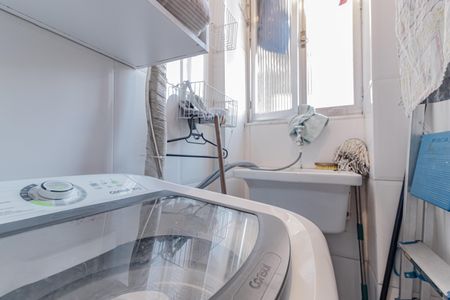 Apartamento à venda com 75m², 2 quartos e sem vagaÁrea de Serviço