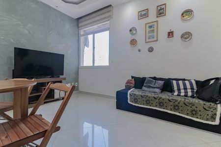 Apartamento à venda com 75m², 2 quartos e sem vagaSala