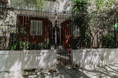 Casa à venda com 20m², 1 quarto e sem vagaEntrada 