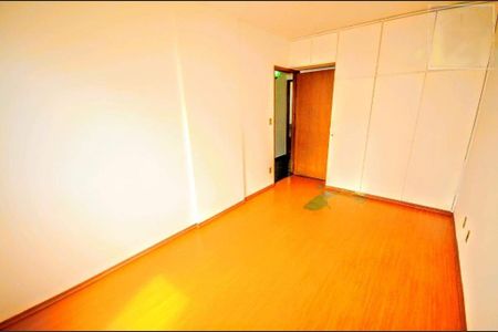Apartamento à venda com 82m², 2 quartos e 1 vaga