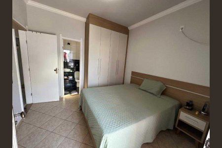 Casa de condomínio à venda com 263m², 4 quartos e 7 vagas