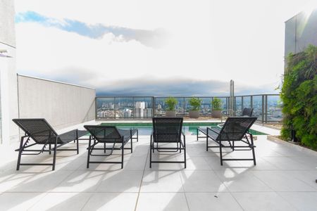 Apartamento à venda com 73m², 2 quartos e 1 vagaÁrea comum