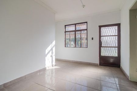 Casa para alugar com 833m², 1 quarto e 1 vagaSala