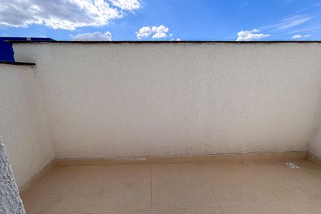 Apartamento para alugar com 81m², 2 quartos e 1 vagaVaranda do Quarto 2