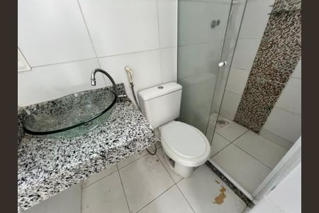 Casa de condomínio à venda com 125m², 3 quartos e 1 vaga Casa de condomínio à venda com 125m², 3 quartos e 1 vagaBanheiro Suite 1