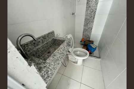 Casa de condomínio à venda com 125m², 3 quartos e 1 vaga Casa de condomínio à venda com 125m², 3 quartos e 1 vagaBanheiro Suite 2