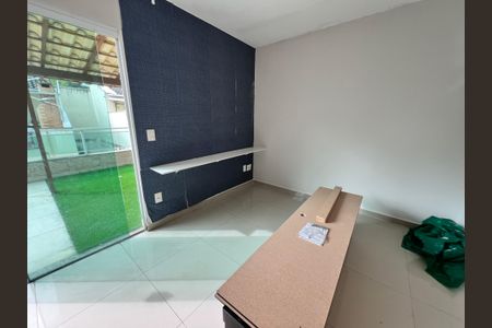 Casa de condomínio à venda com 125m², 3 quartos e 1 vaga Casa de condomínio à venda com 125m², 3 quartos e 1 vagaSala de Tv