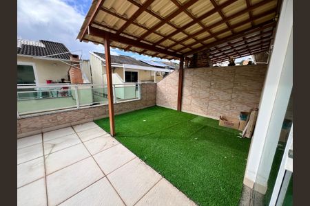 Casa de condomínio à venda com 125m², 3 quartos e 1 vaga Casa de condomínio à venda com 125m², 3 quartos e 1 vagaTerraço