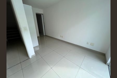 Casa de condomínio à venda com 125m², 3 quartos e 1 vaga Casa de condomínio à venda com 125m², 3 quartos e 1 vagaSuite 2