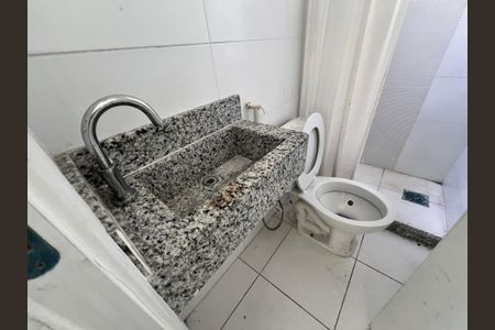 Casa de condomínio à venda com 125m², 3 quartos e 1 vaga Casa de condomínio à venda com 125m², 3 quartos e 1 vagaBanheiro 2