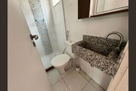 Casa de condomínio à venda com 125m², 3 quartos e 1 vaga Casa de condomínio à venda com 125m², 3 quartos e 1 vagaBanheiro 1