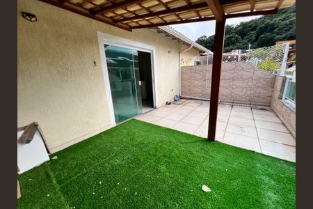 Casa de condomínio à venda com 125m², 3 quartos e 1 vaga Casa de condomínio à venda com 125m², 3 quartos e 1 vagaTerraço