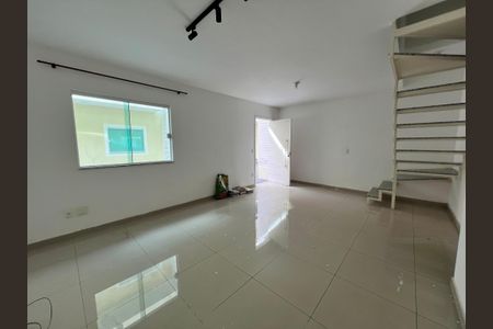 Casa de condomínio à venda com 125m², 3 quartos e 1 vaga Casa de condomínio à venda com 125m², 3 quartos e 1 vagaSala