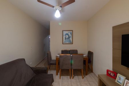 Casa de condomínio à venda com 117m², 2 quartos e 2 vagas Casa de condomínio à venda com 117m², 2 quartos e 2 vagasSala