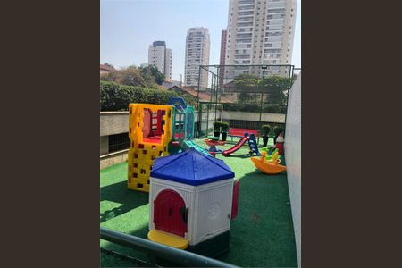 Apartamento à venda com 149m², 4 quartos e 3 vagas