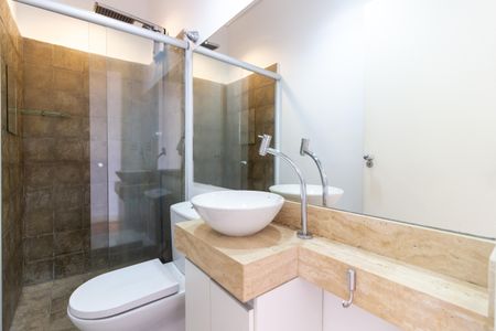 Casa à venda com 149m², 2 quartos e 1 vaga Casa à venda com 149m², 2 quartos e 1 vagaBanheiro